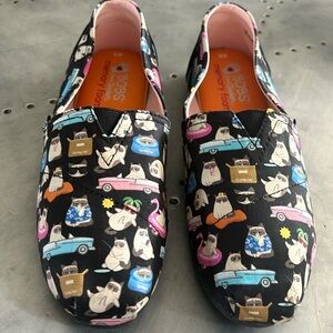 Skechers Memory Foam Bobs Grumpy Cat flats. Women’s size 9. NWOT and no box.